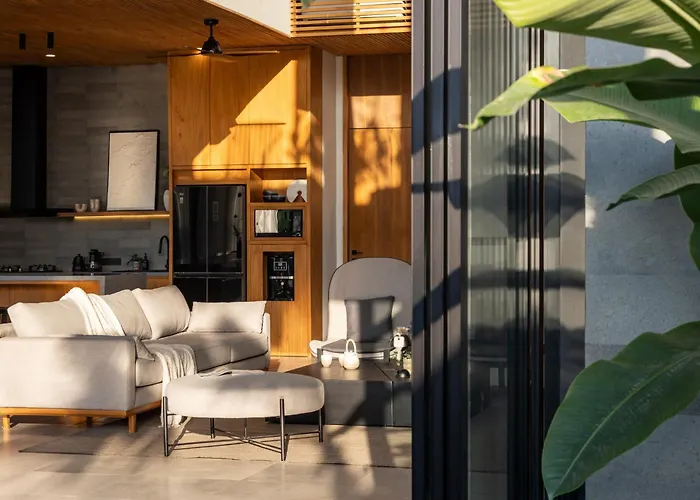 Oasi House Managed By Nagisa Bali